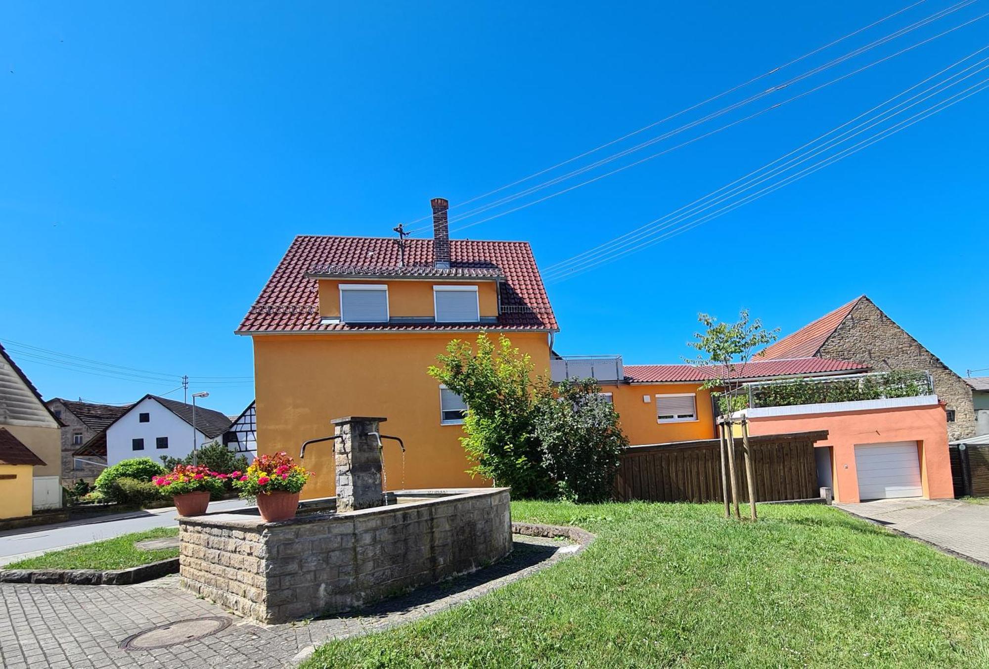 Ferienwohnung Pflueger Mit Terrasse เลาดา-เคอนิกส์โฮเฟน ภายนอก รูปภาพ