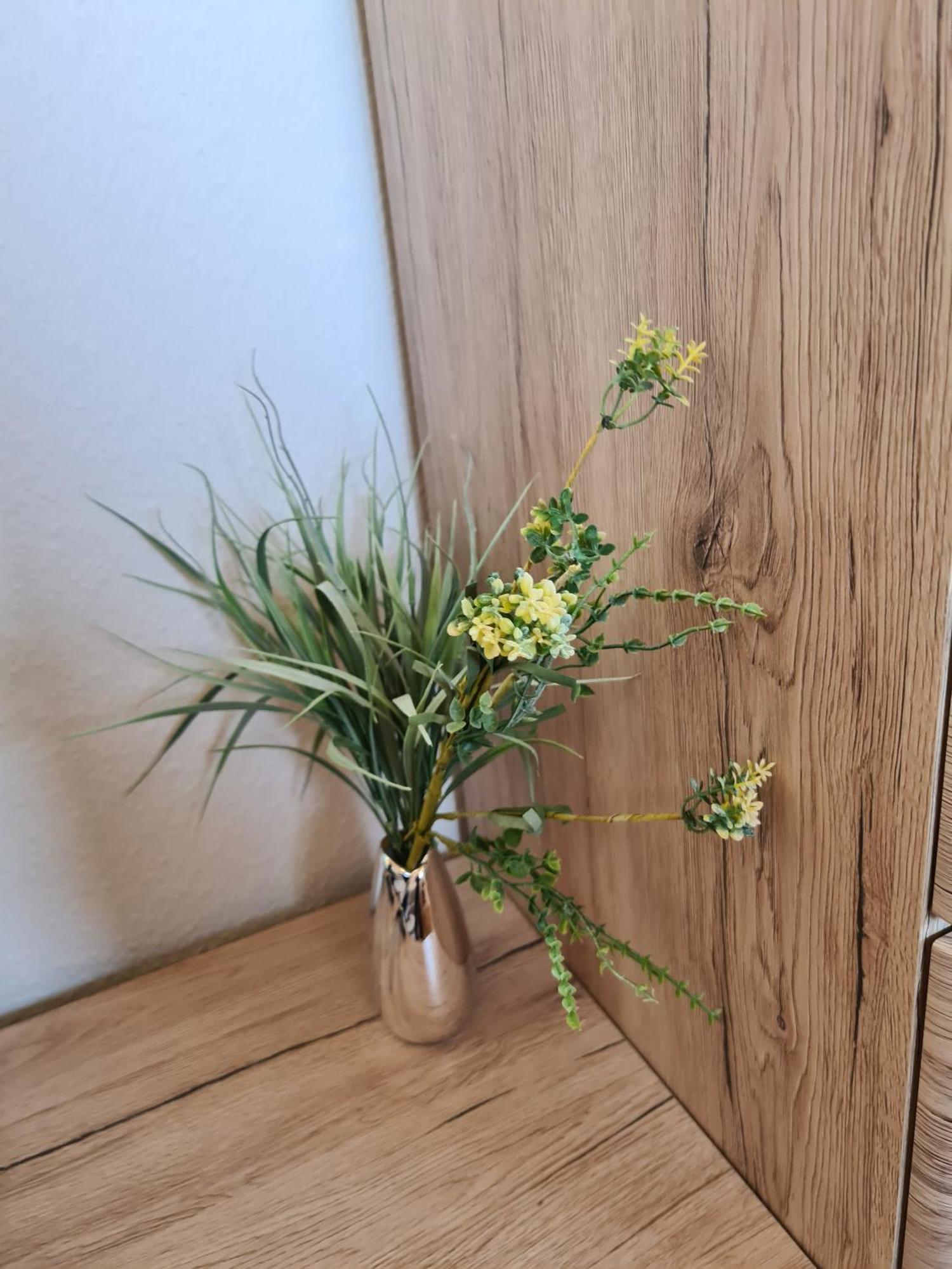 Ferienwohnung Pflueger Mit Terrasse เลาดา-เคอนิกส์โฮเฟน ภายนอก รูปภาพ
